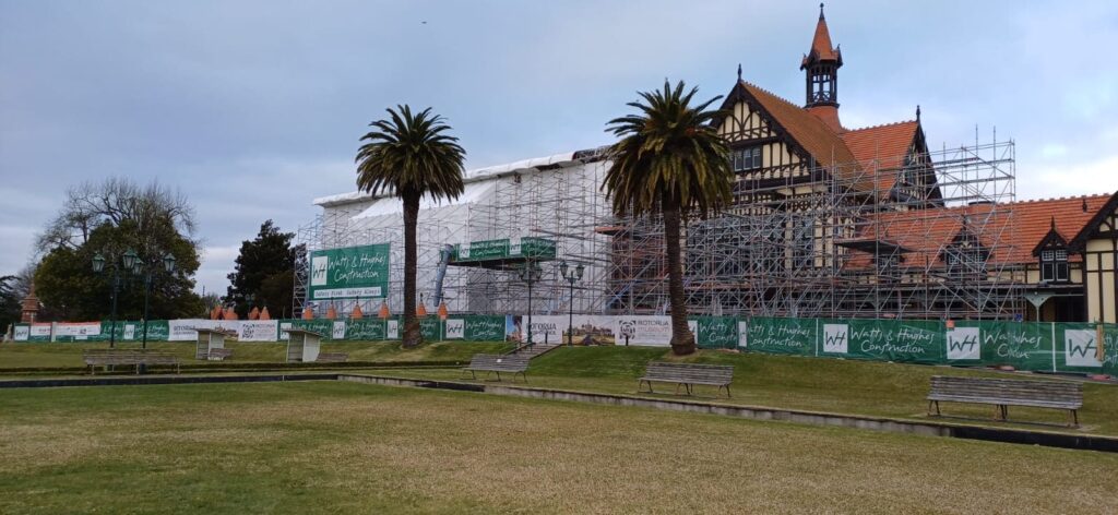 Printing-Mesh-Fence-branding